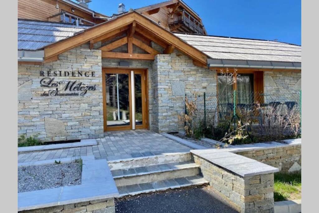 Appartement De Charme Dans Residence Avec Piscine La Joue Du Loup Saint-Étienne-en-Dévoluy 外观 照片